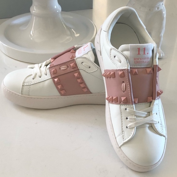 Valentino Rockstud Untitled “11” sneaker Like New, Eur 37 - Picture 12 of 12